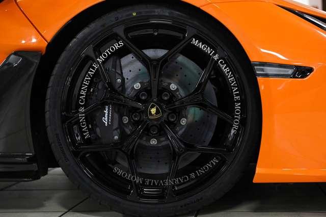 Lamborghini Revuelto FULL CARBON PACK|SPECIAL PAINT|AD PERSONAM|FULL