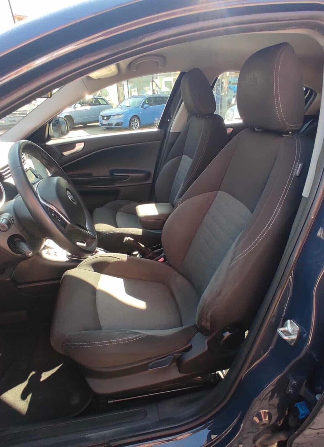 Alfa Romeo Giulietta 1.6 Diesel 120 CV Business Euro 6 – Navi – Sensori PDC