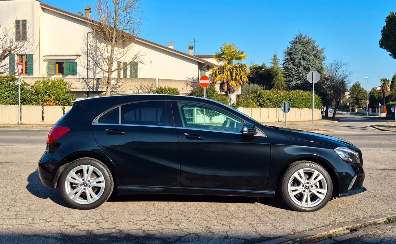 Mercedes-benz A 180 d Sport Next