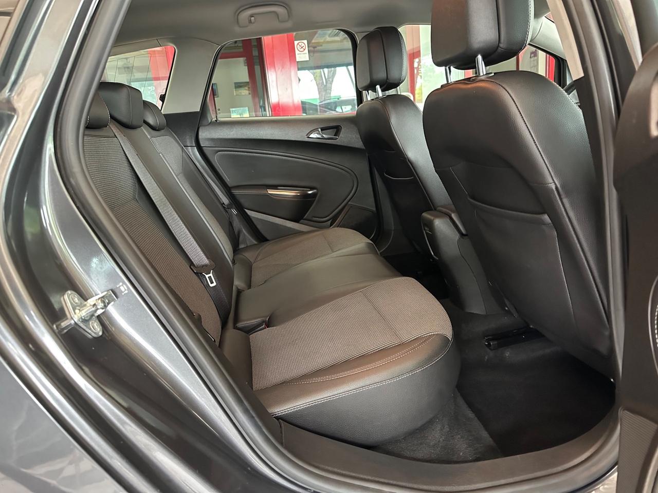 Opel Astra 1.7 CDTI 110CV Station Wagon Cosmo