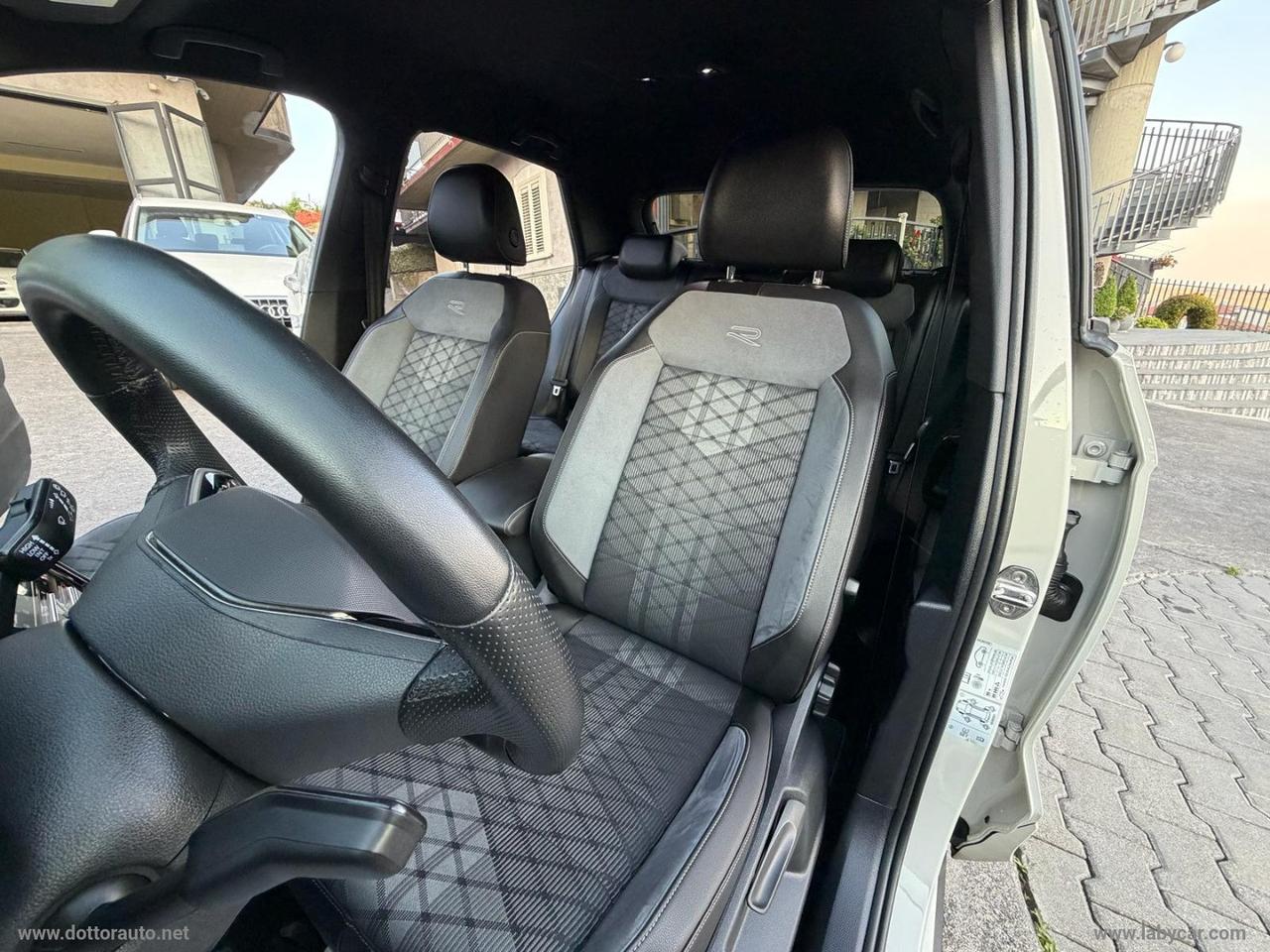 VOLKSWAGEN T-Roc 2.0 TDI SCR R-Line