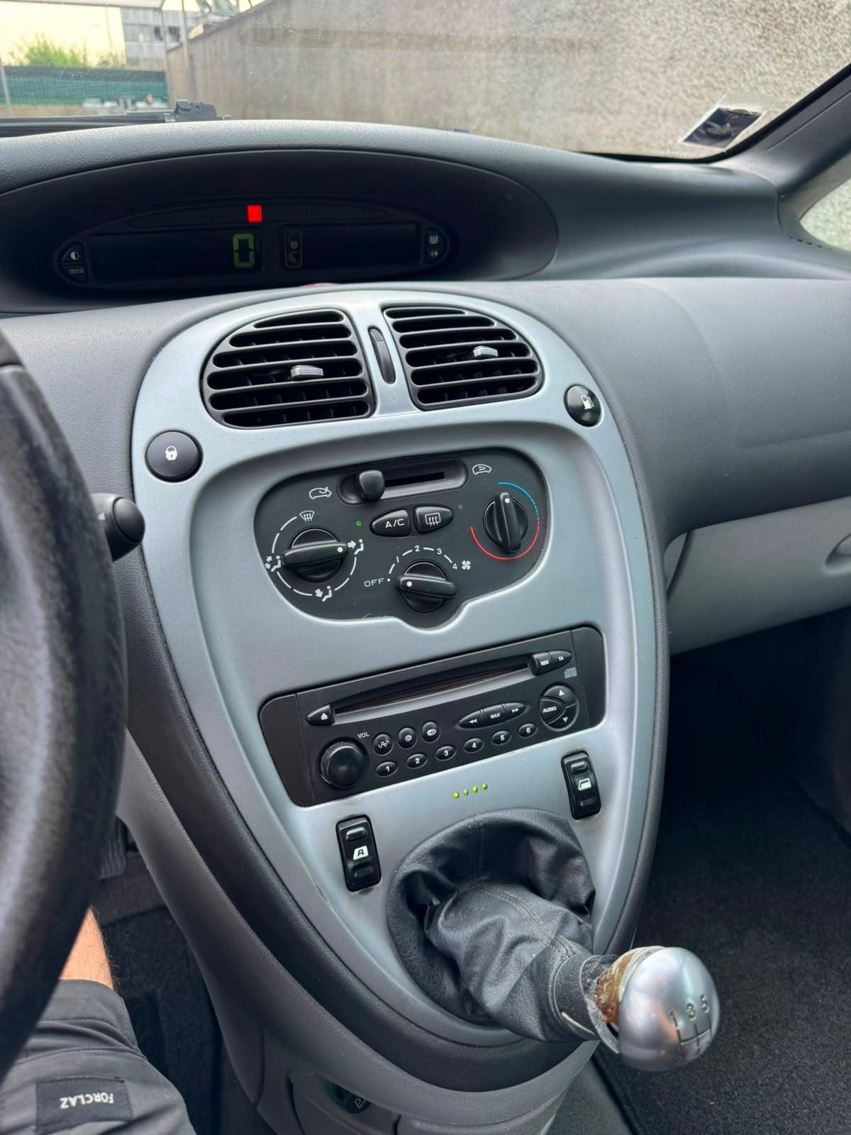 Citroen Xsara Picasso 1.6 benzina-gpl valido 2029 euro4