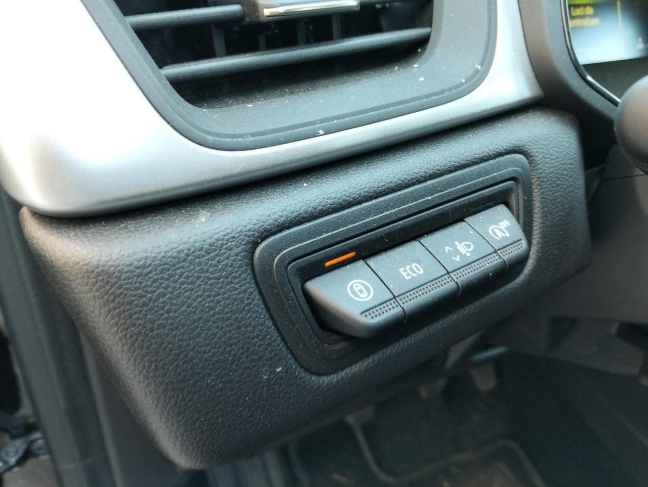Renault Captur ECO-G 100 CV Techno 2025 SINISTRATA