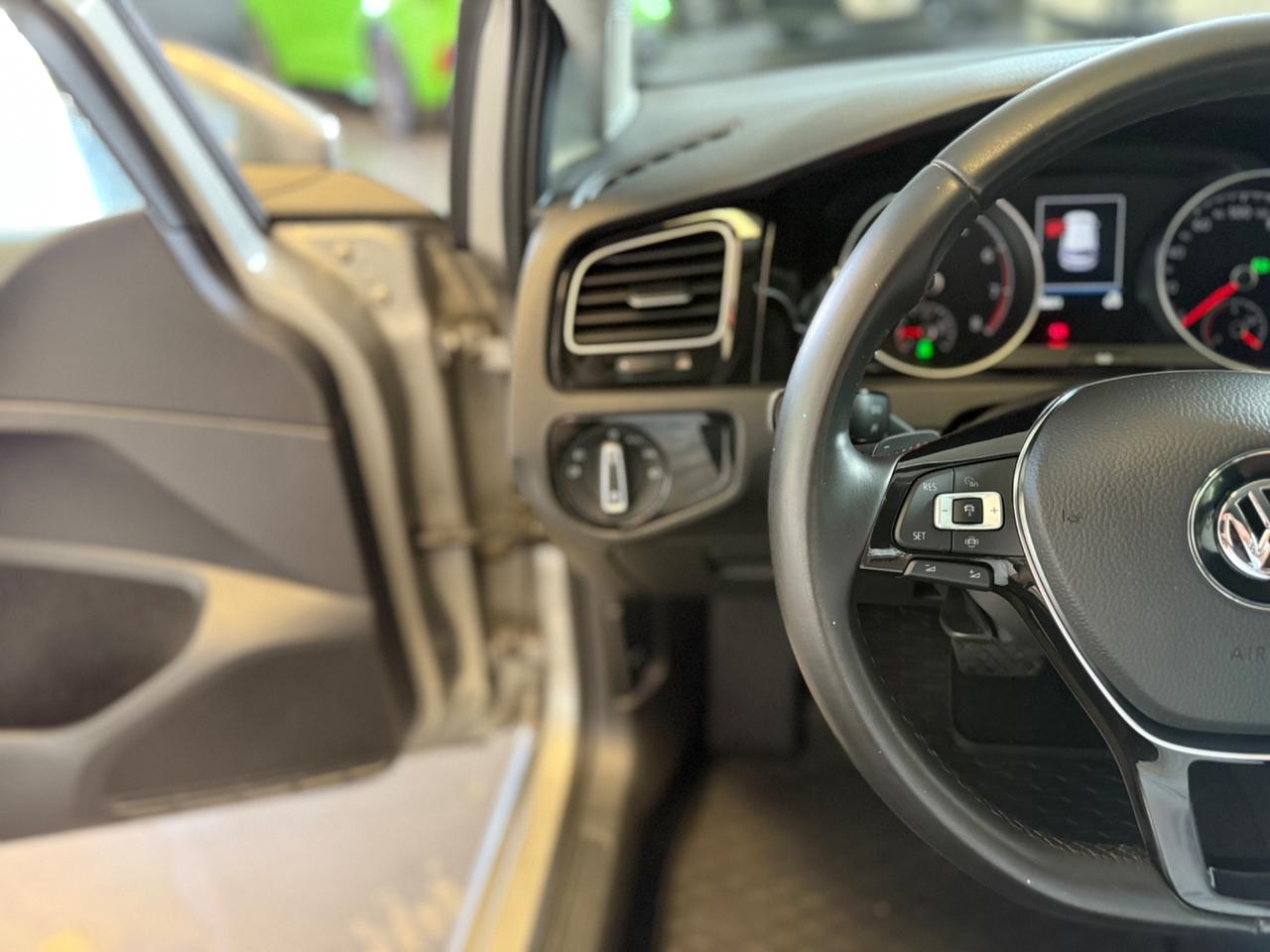 Volkswagen Golf 1.5 TGI DSG 5p. Executive BlueMotion Technology