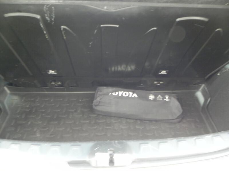 Toyota Aygo Connect 1.0 VVT-i 72CV 5 porte x-business light