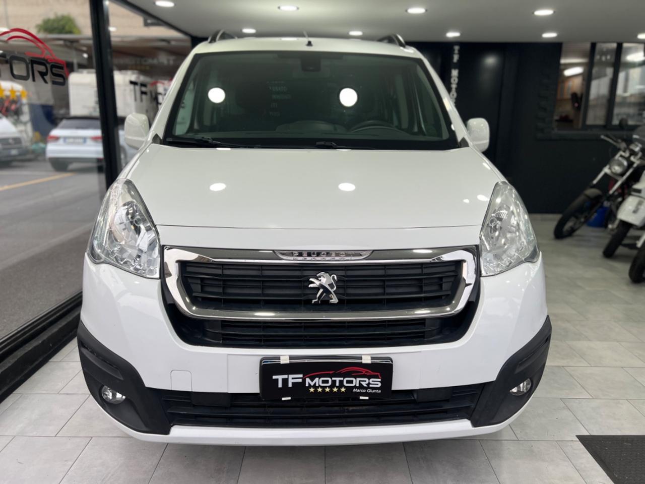 Peugeot Partner Tepee 100cv IVA ESPOSTA 2017