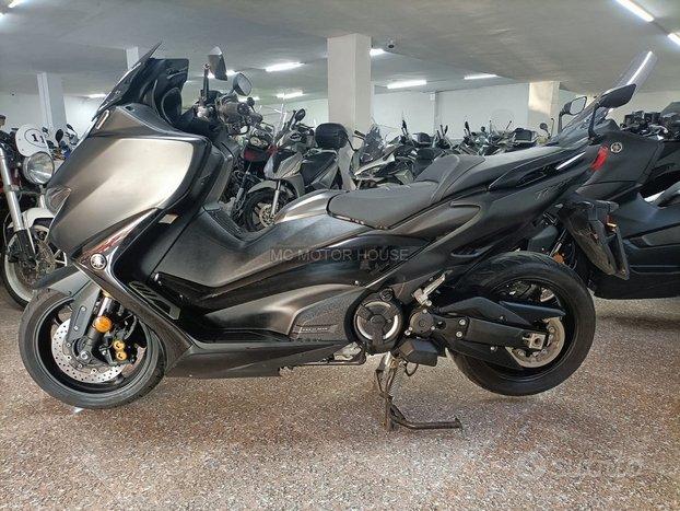 YAMAHA T MAX 560 techmax *PROMO INCLUSO PASSAGGIO