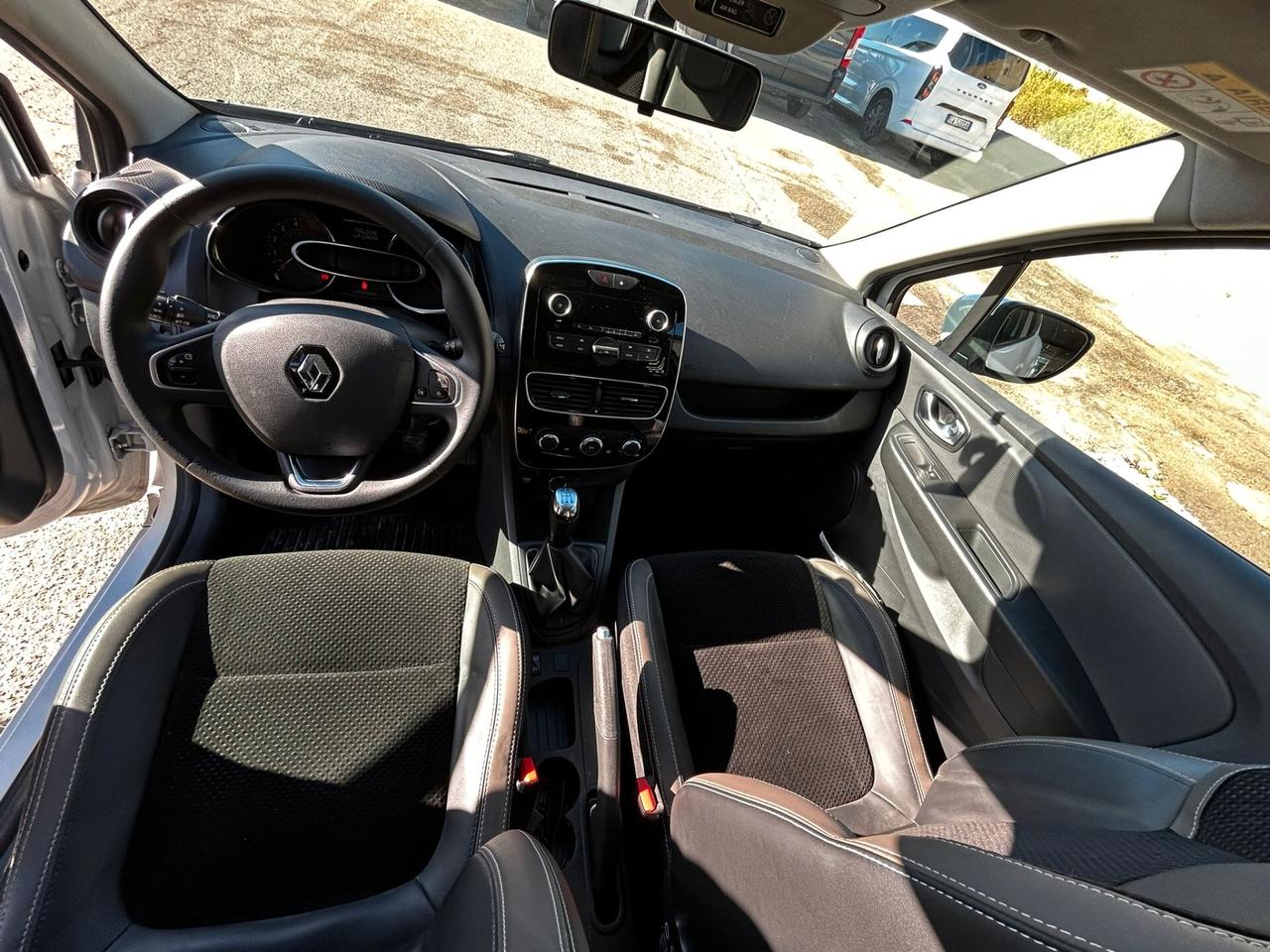 Renault Clio dCi 8V 75 CV Start&Stop 5 porte Energy Intens