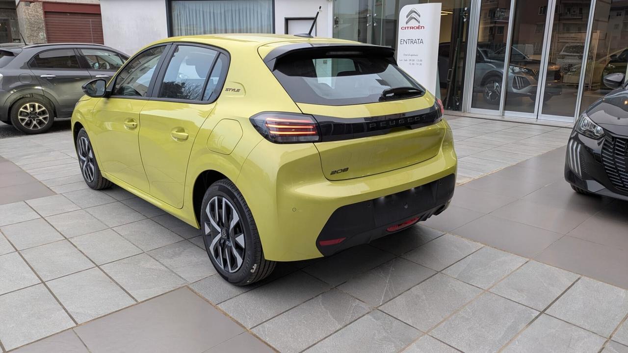 Peugeot 208 100 STYLE