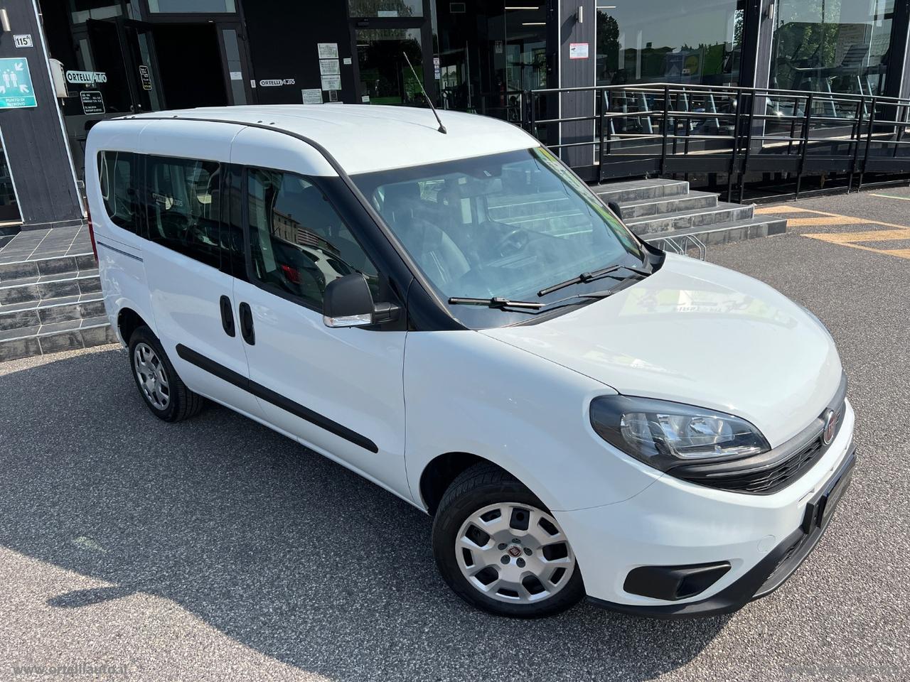 FIAT Doblò 1.6 MJT 120 CV Easy IVA DEDUCIBILE