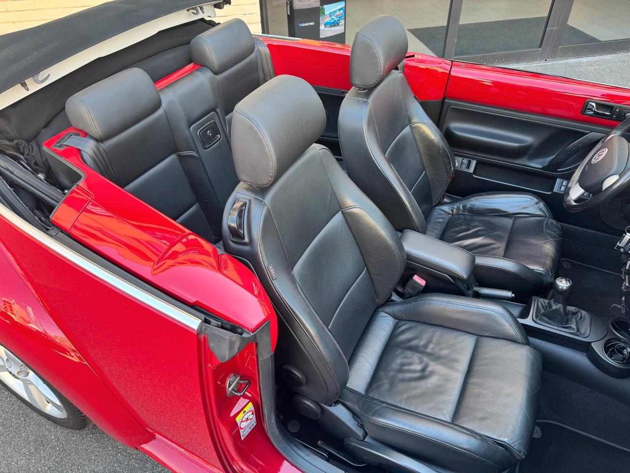 Volkswagen New Beetle 1.8 T 20V Cabrio