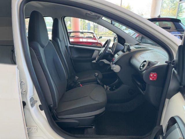 TOYOTA Aygo 1.0 12V VVT-i 5 porte Lounge Connect