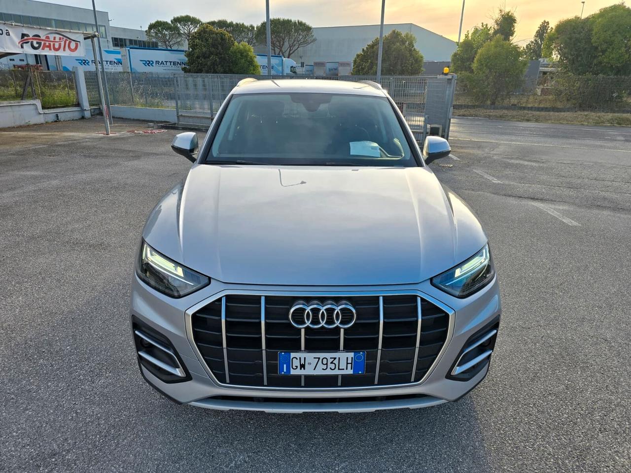 Audi Q5 35 2.0 tdi mhev 12V Business Advanced s-tronic