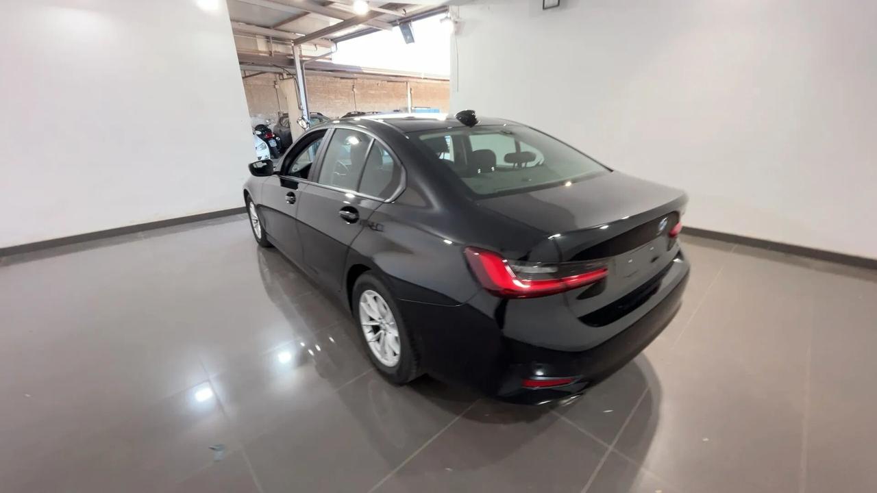 bmw 318d Sport 150cv auto