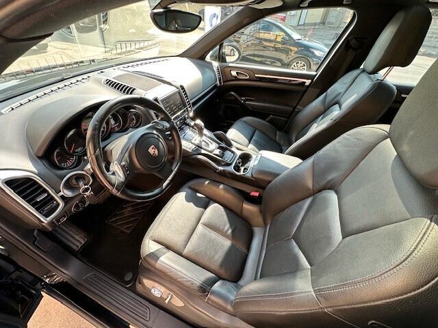 Porsche Cayenne 3.0 Diesel IVA ESPOSTA service Porsche Uni pro.