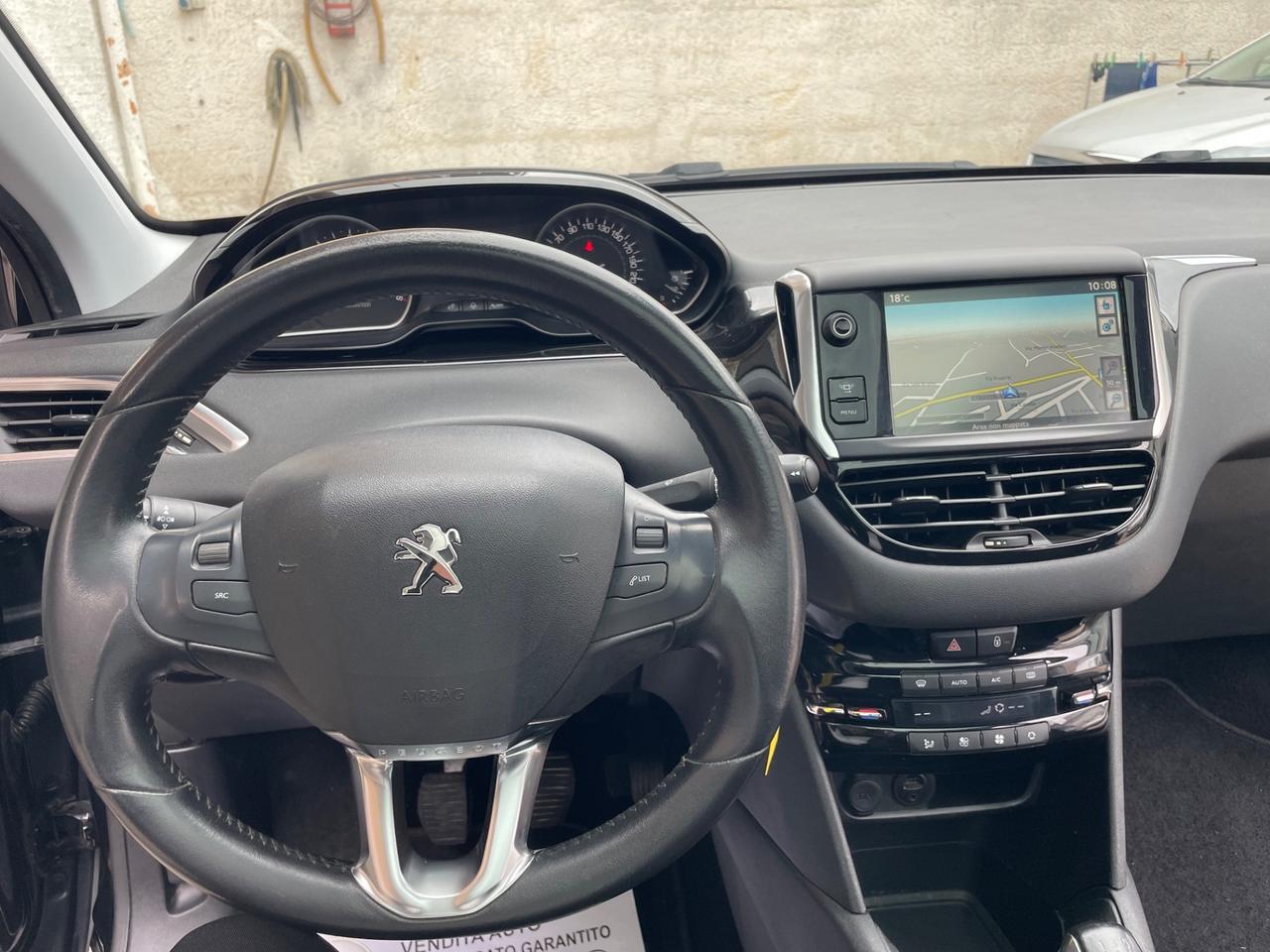 Peugeot 208 1.4 HDi 68 CV 5 porte Allure tetto nav gomme nuove