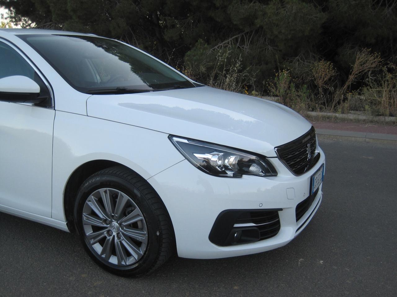 Peugeot 308 BlueHDi 130 S&S EAT8 Allure