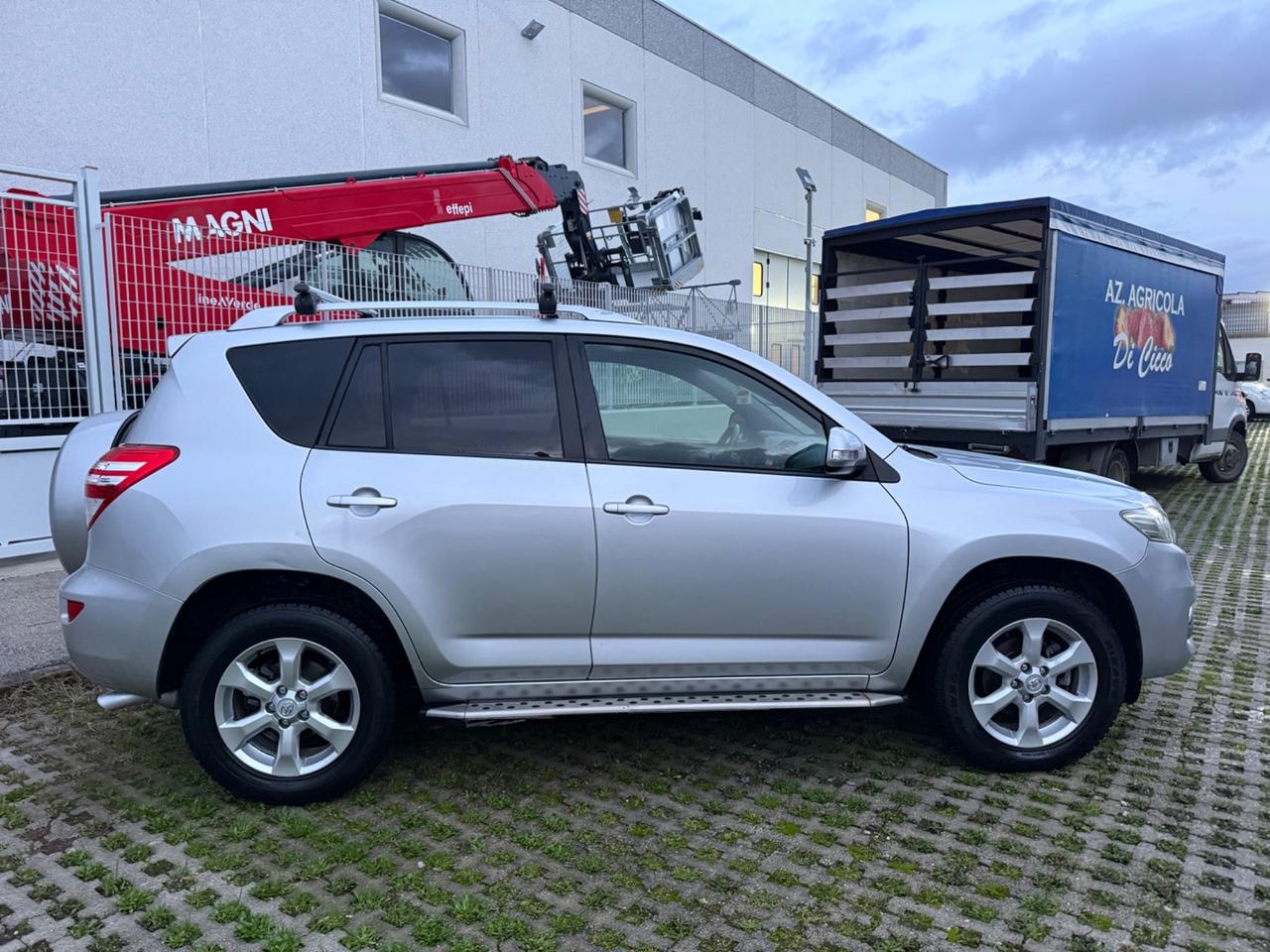 Toyota RAV 4 2.2 D-4D 150 CV DPF Exclusive