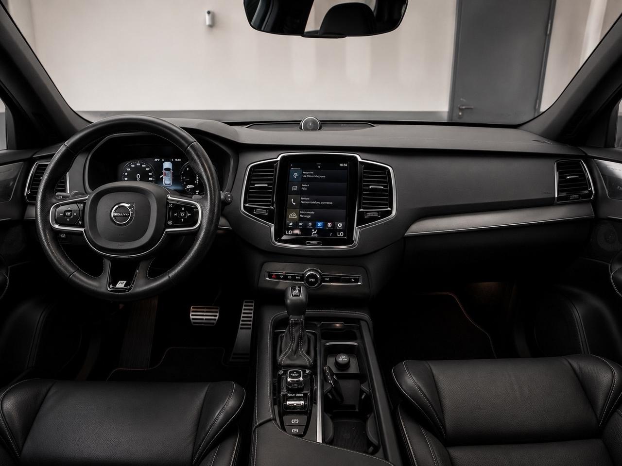 Volvo XC 90 XC90 D4 Geartronic 7 posti R-design