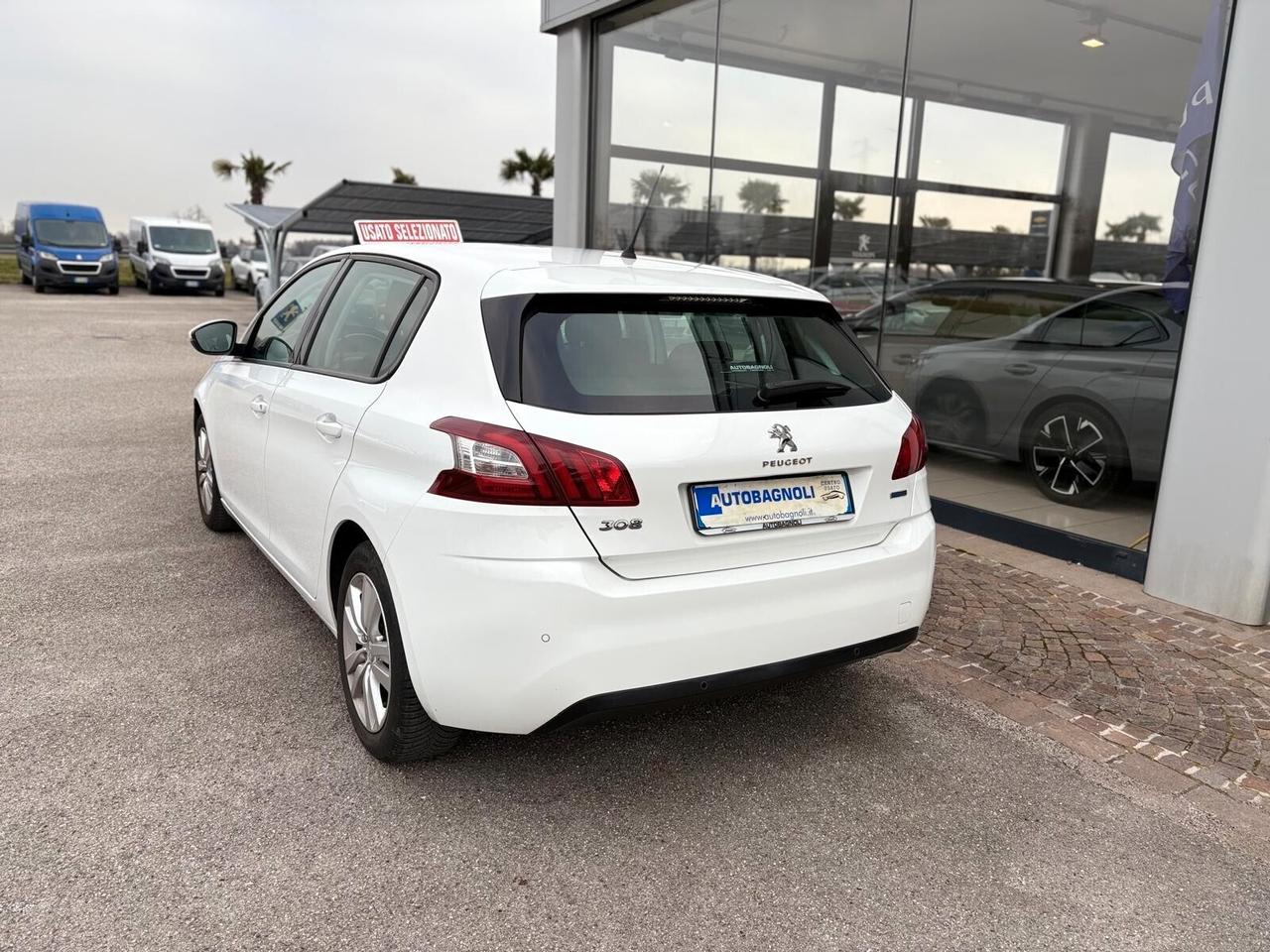 Peugeot 308 ACTIVE PureTech Turbo 110 5 p. UNICO PR.