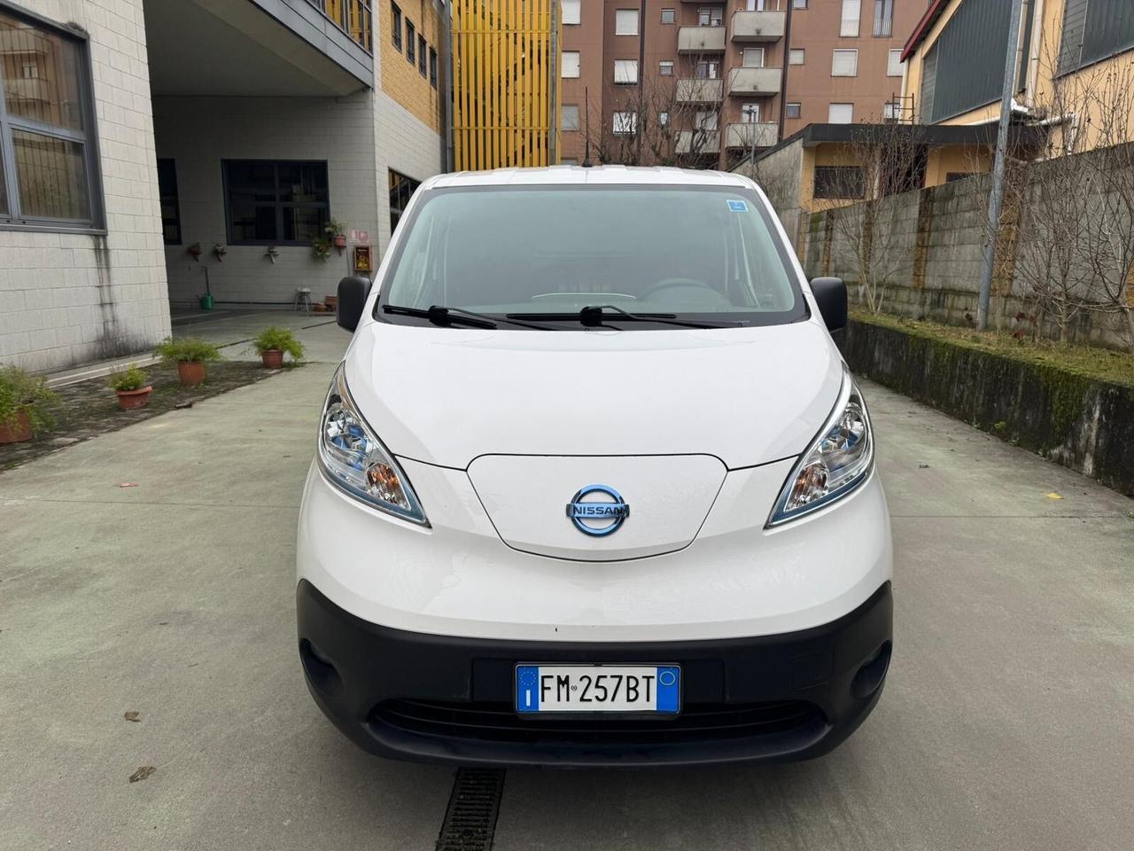 Nissan NV200 e-NV200 EV Van + IVA