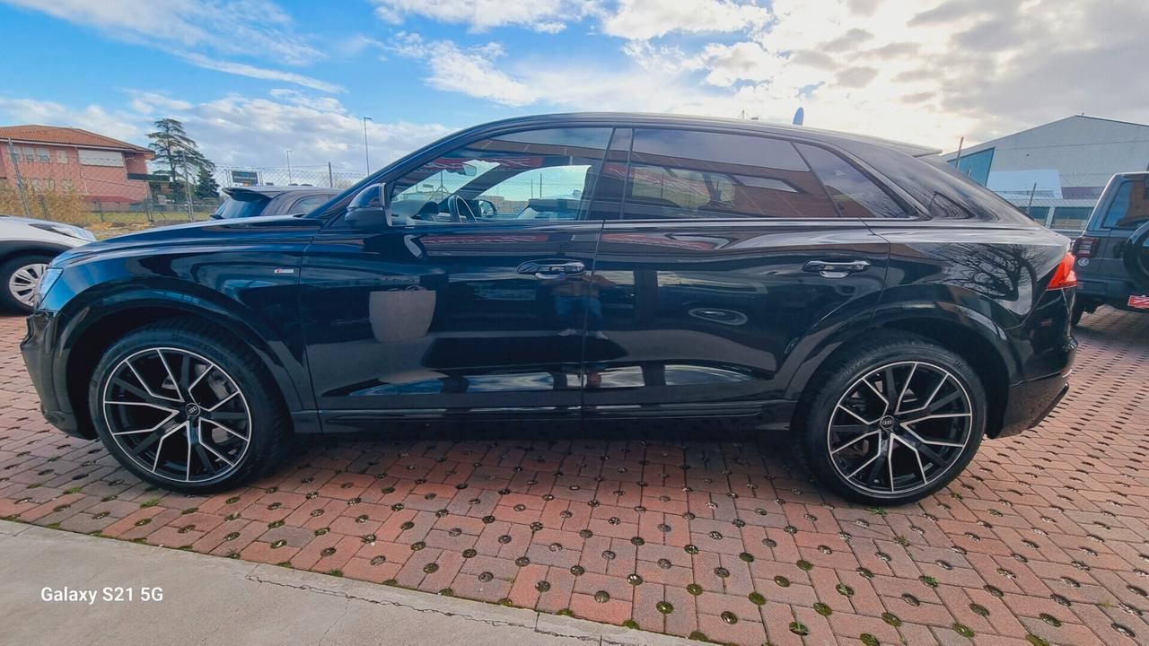 Audi Q8 50 TDI 286 CV quattro tiptronic Sport