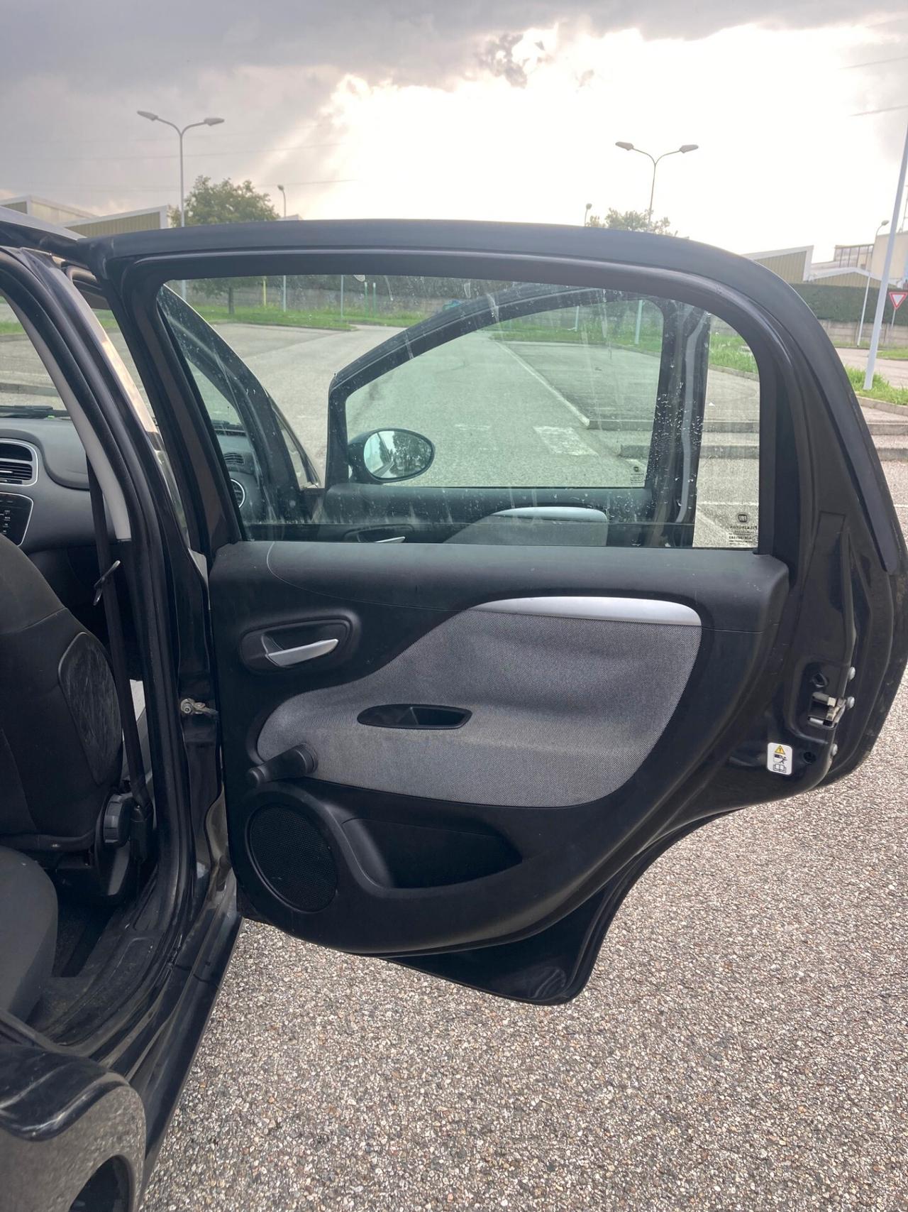 Fiat Grande Punto 1.4 5 porte Active Natural Power