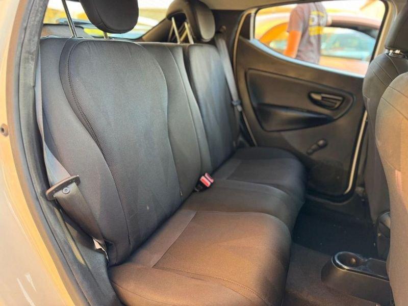 Lancia Ypsilon 1.0 FireFly Hybrid GOLD.+ GPL