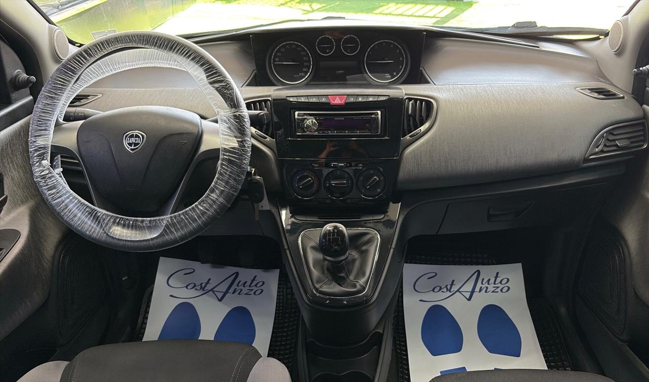 Lancia Ypsilon 1.2 GPL Ecochic Gold 2013