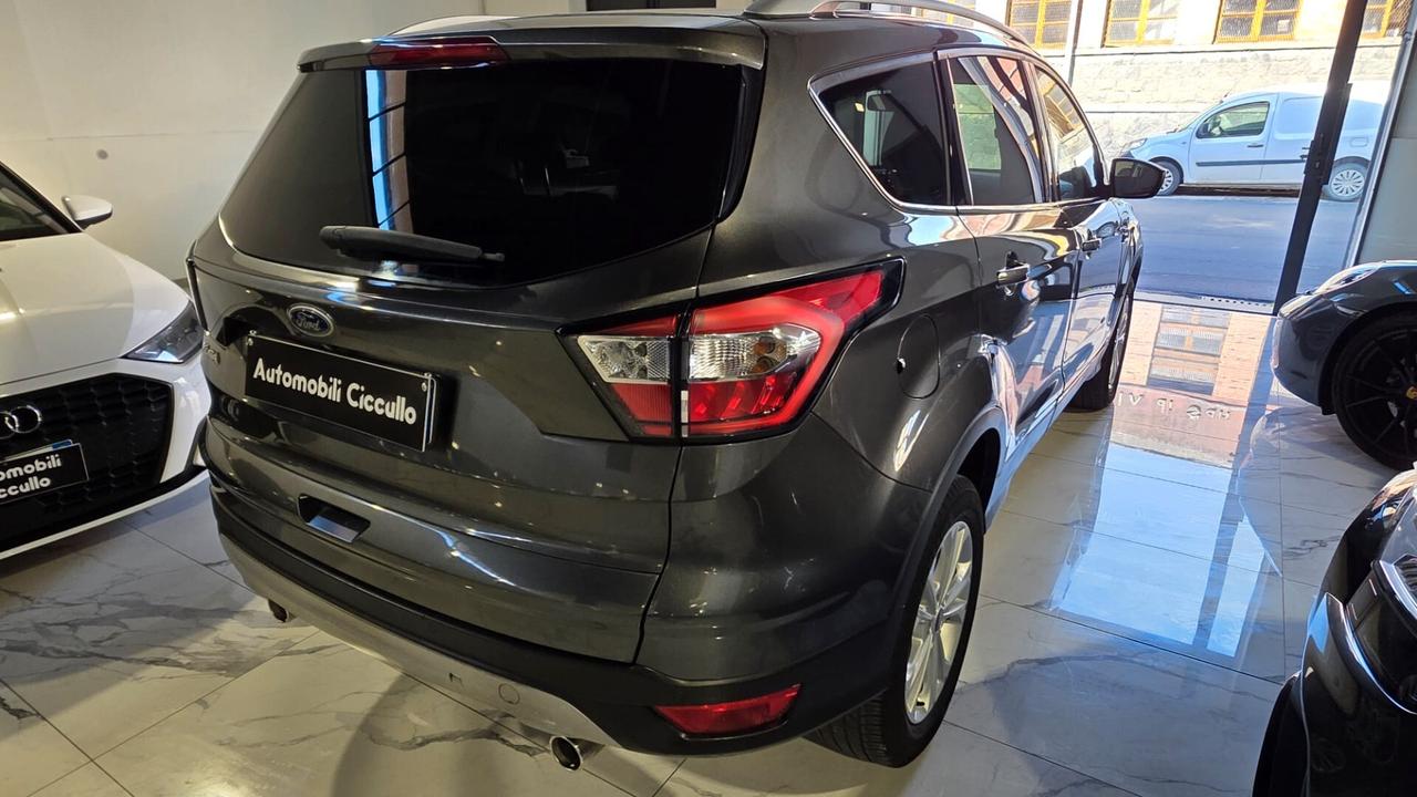 Ford Kuga 2.0 TDCI 150 CV S&S 4WD ST-Line