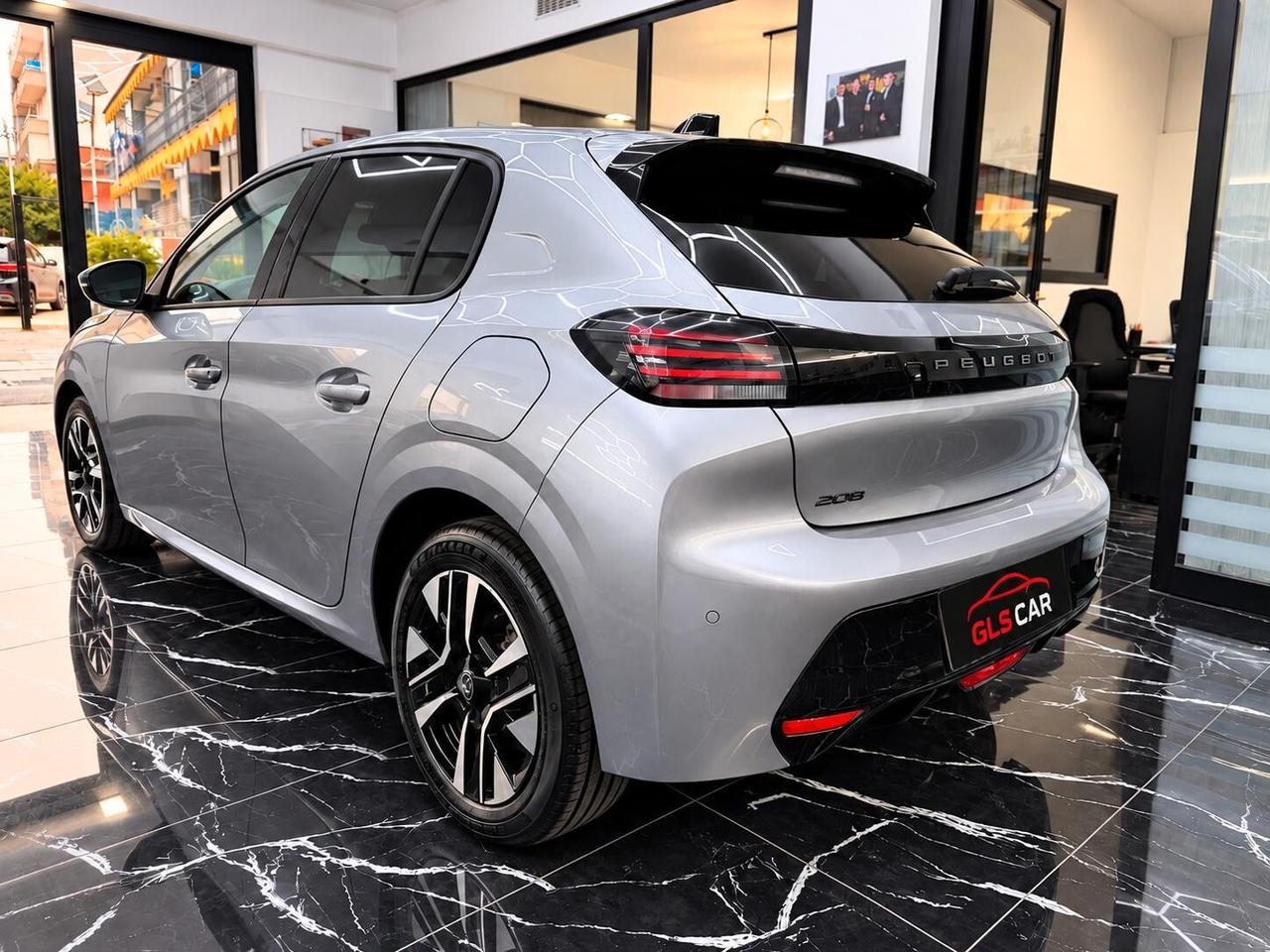 Peugeot 208 PureTech 1.2 Benzina 100 cv Stop&Start 5 porte Allure
