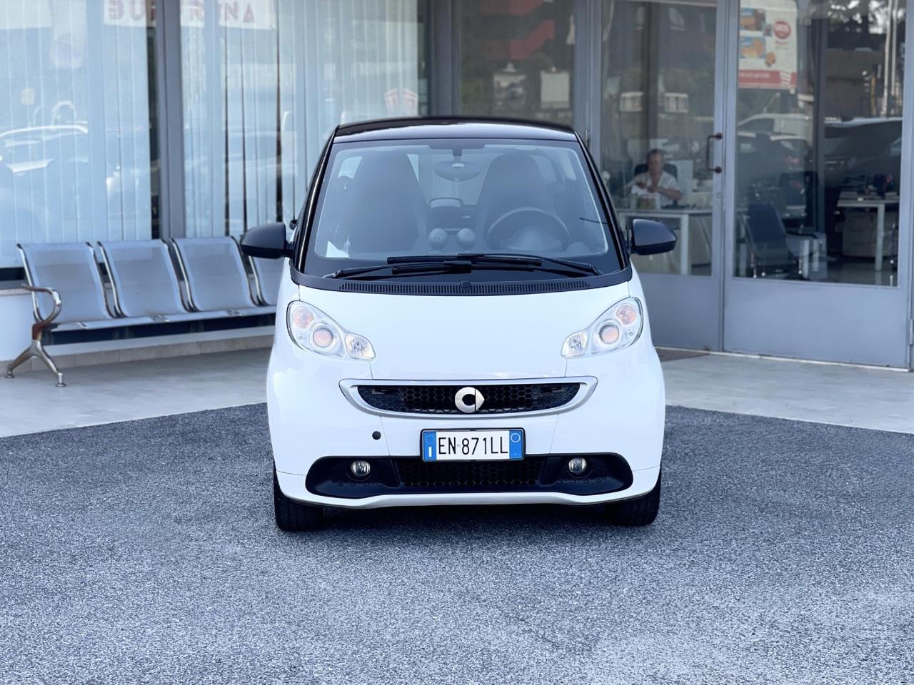 Smart fortwo coupe 1.0 Benzina 71CV E5 Neo - 2012