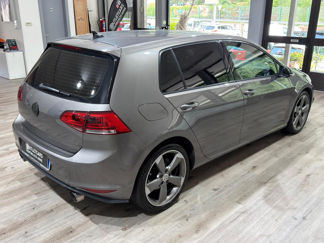VOLKSWAGEN GOLF 7 1.6 TDI 105CV HIGHLINE