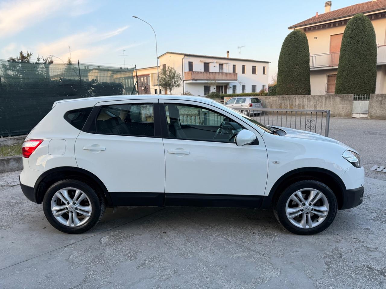 Nissan Qashqai 2.0 dCi 4WD AUTOMATICA 4x4 2012