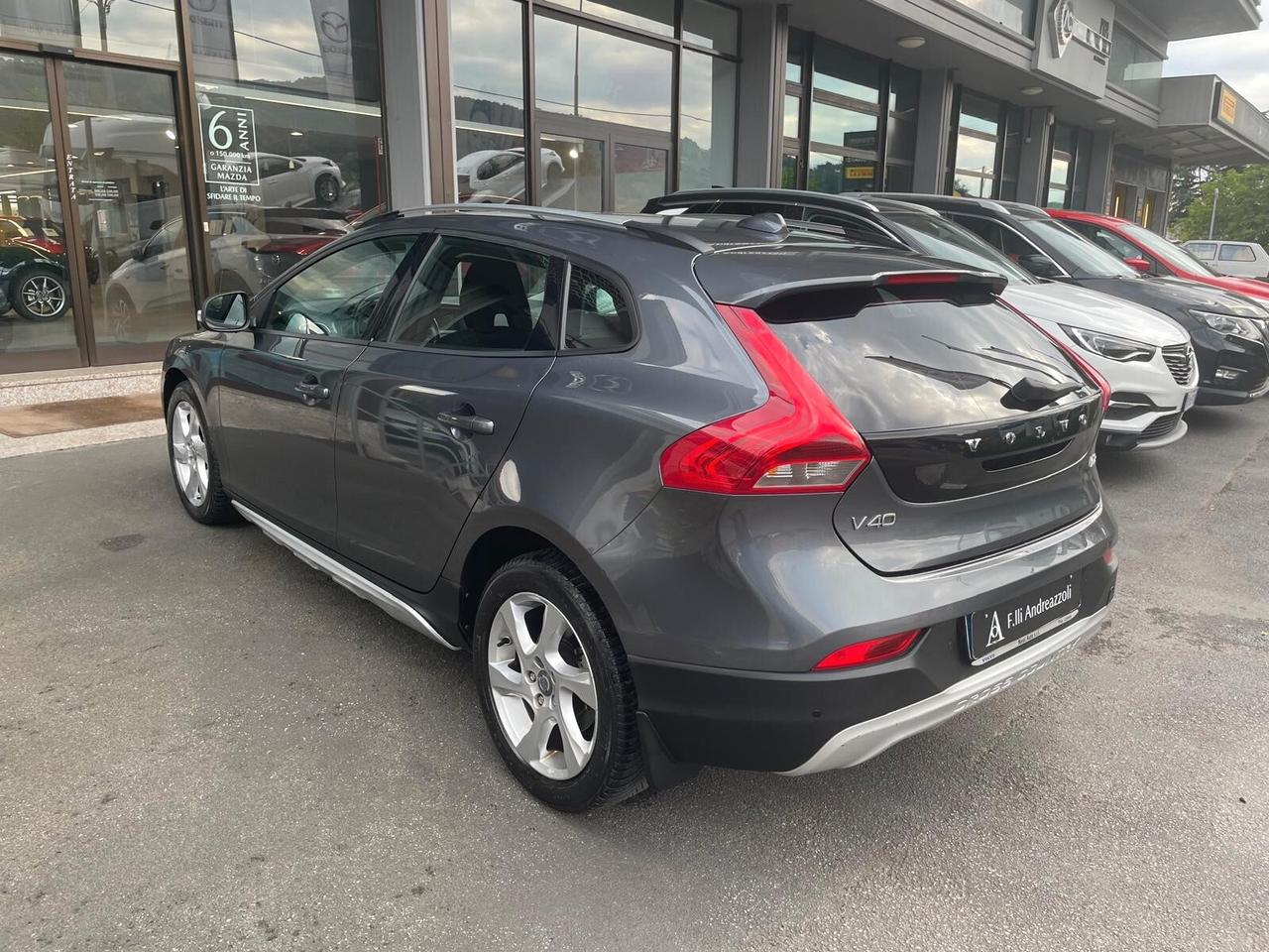 Volvo V40 Cross Country V40 Cross Country D2 1.6 Momentum