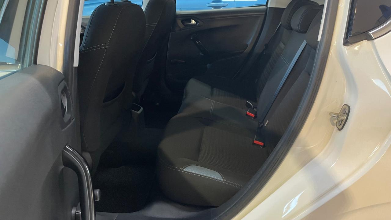 Peugeot 208 BlueHDi 120 S&S 5 porte Allure