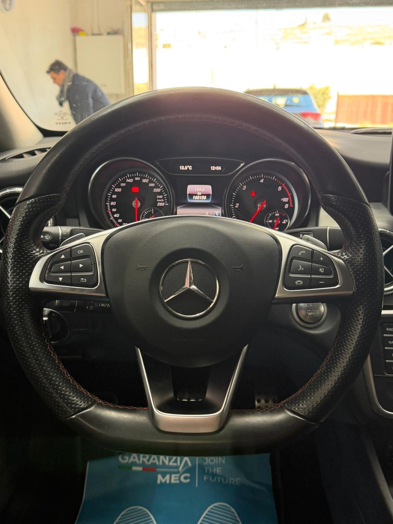 Mercedes-benz CLA 200 d 4Matic Automatic Business