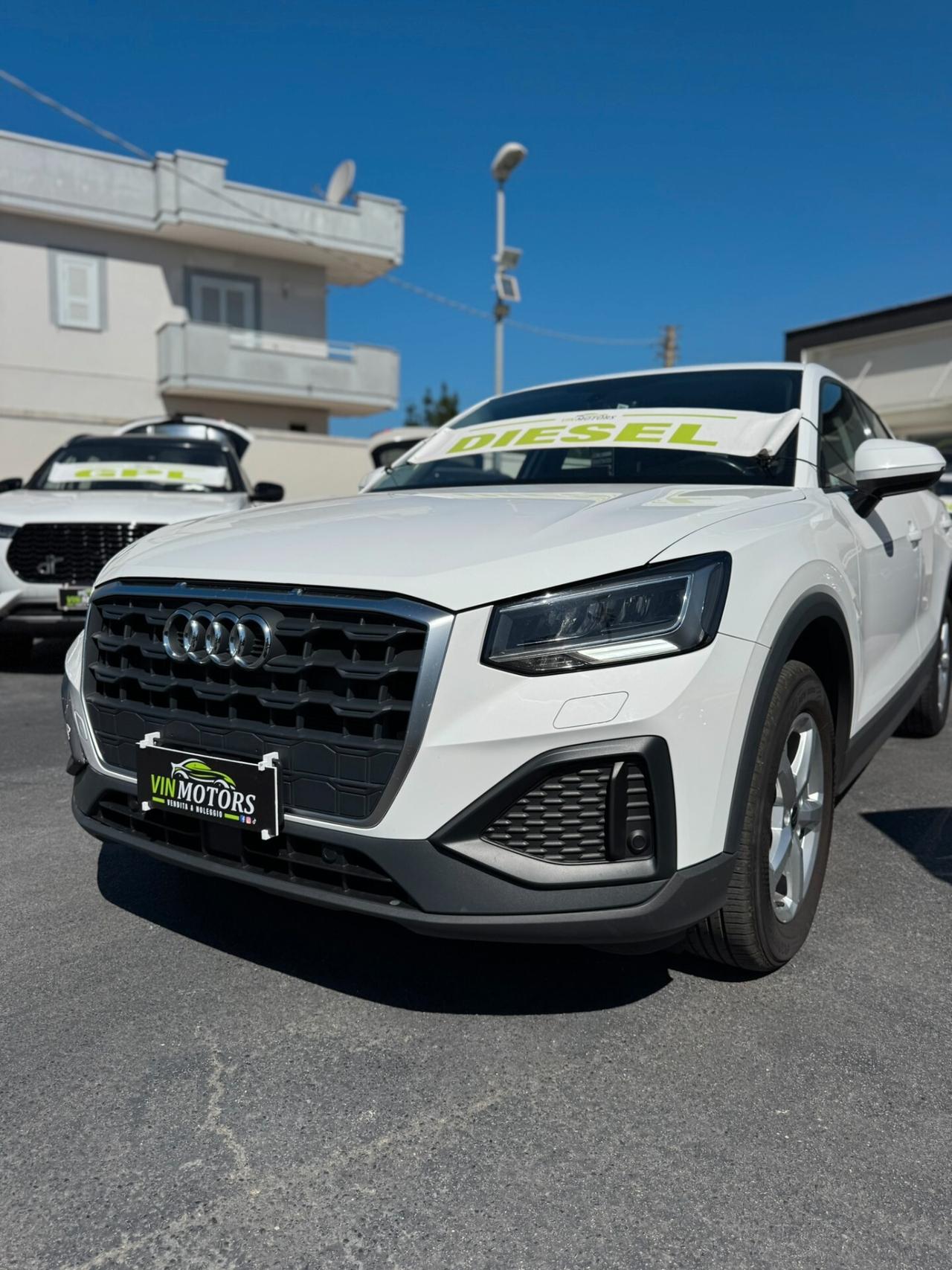 Audi Q2 30 TDI S tronic Business 04/2023
