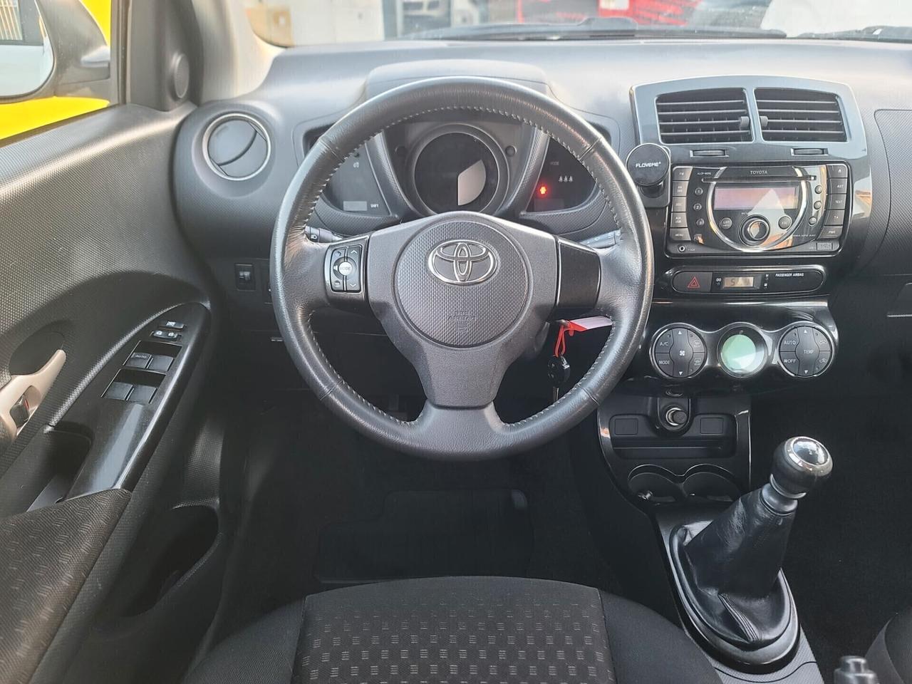 Toyota Urban Cruiser 1.4 D-4D Active 4x4