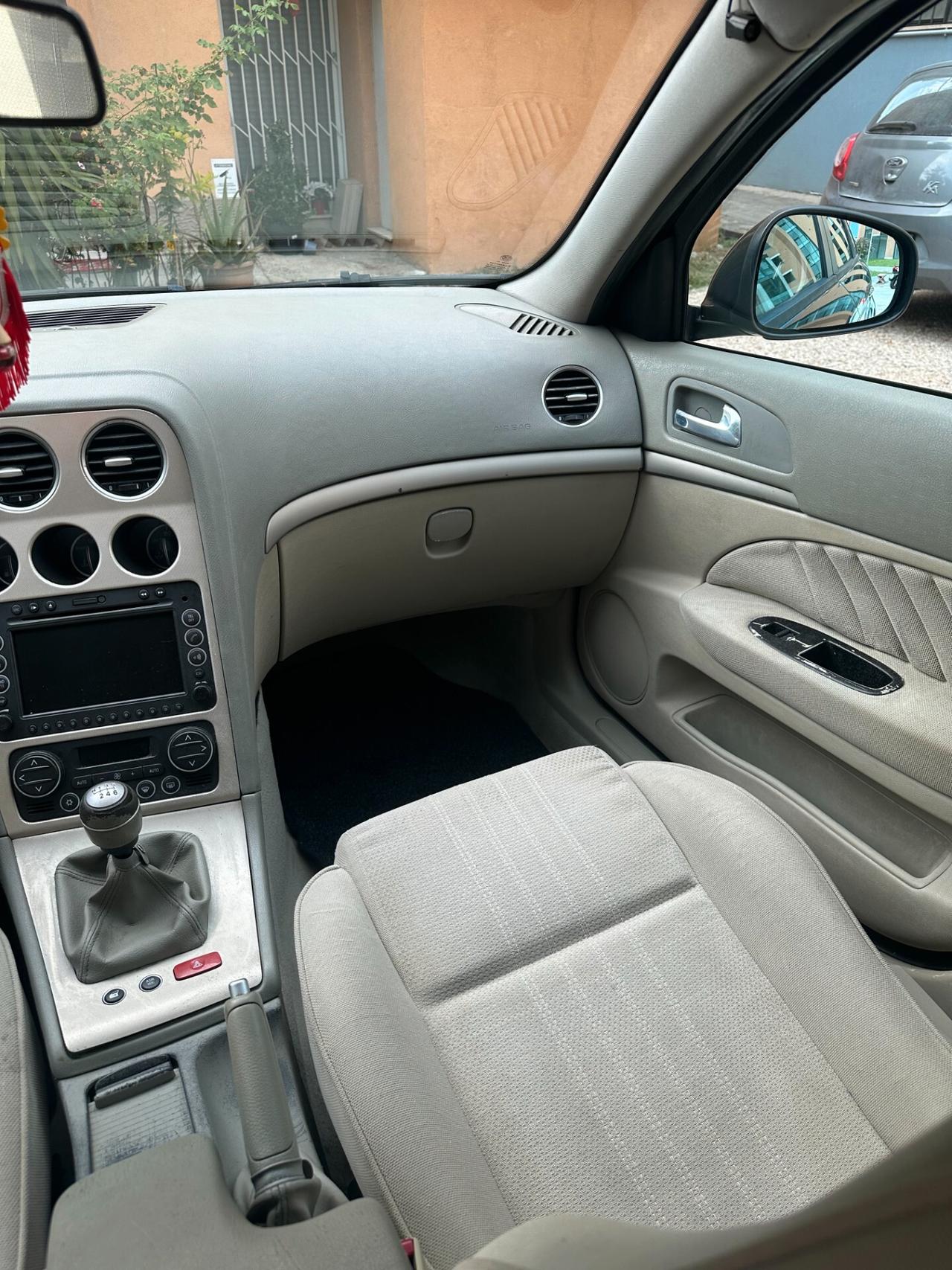 Alfa Romeo 159 1.9 JTS 16V Sportwagon Distinctive