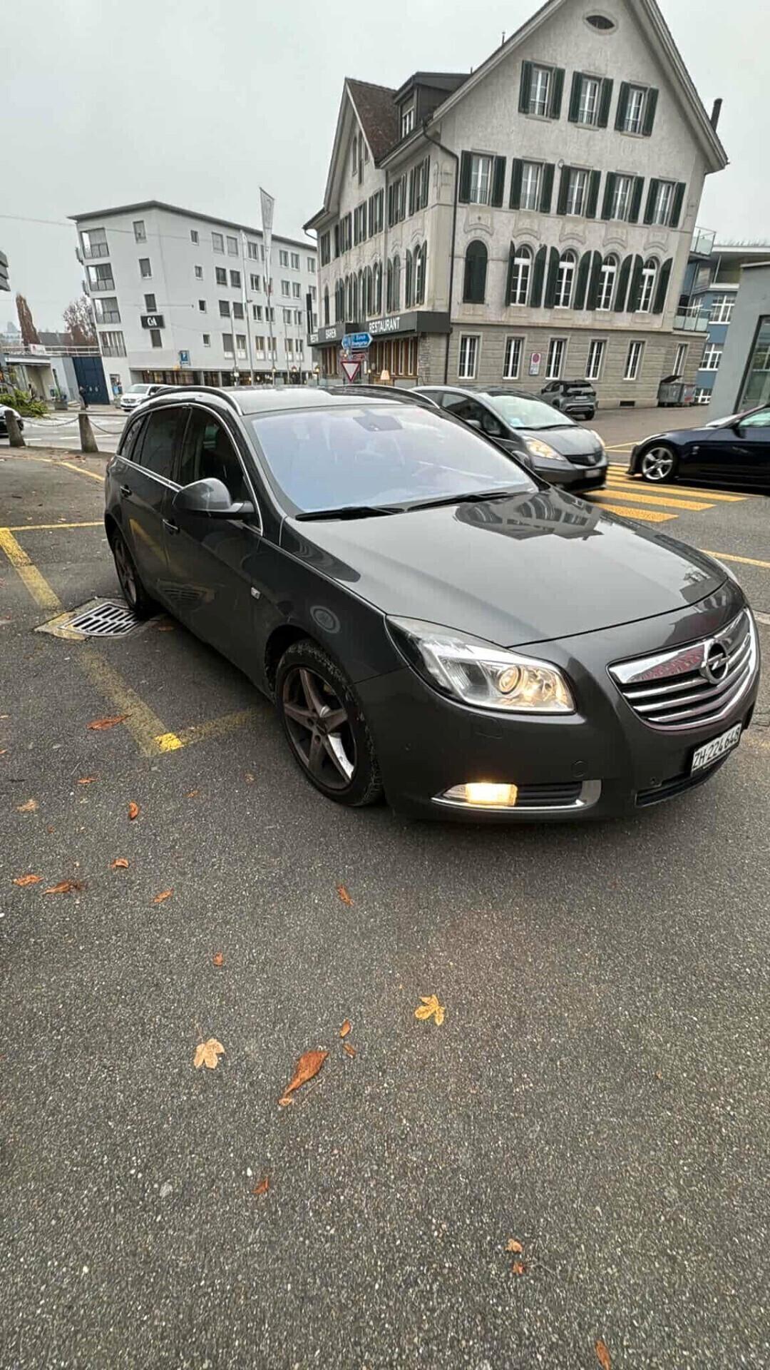Opel Insignia 2.0 CDTI 4x4 160CV Leggi descrizione .