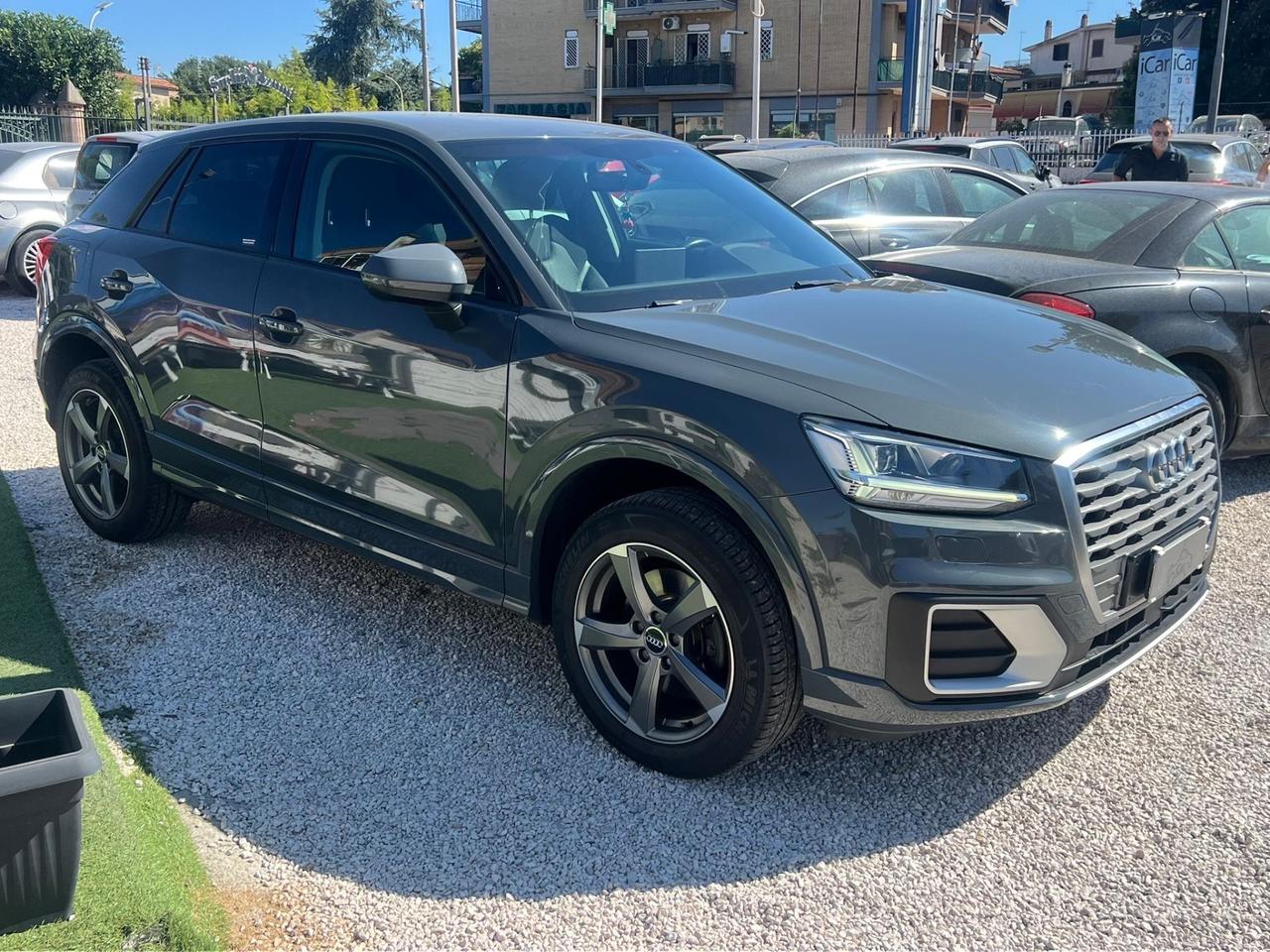 Audi Q2 30 TFSI S tronic