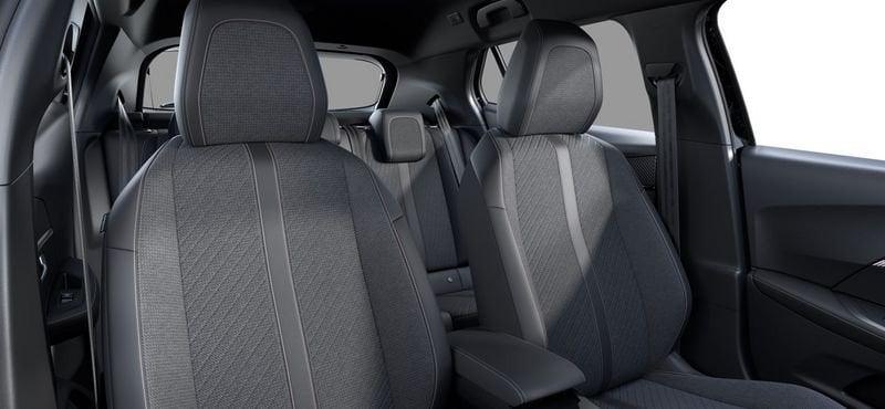 Peugeot 2008 Hybrid 136 e-DCS6 Allure