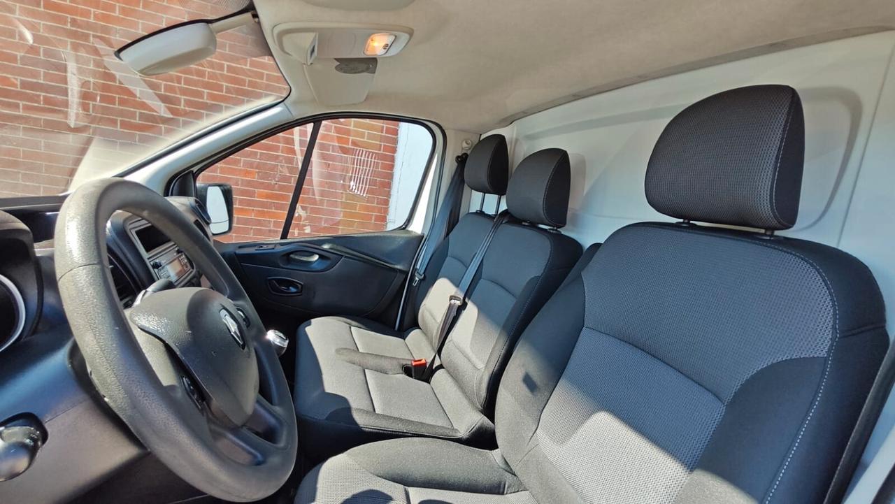 Renault Trafic T27 2.0 dCi 120CV PC-TN Furgone Ice
