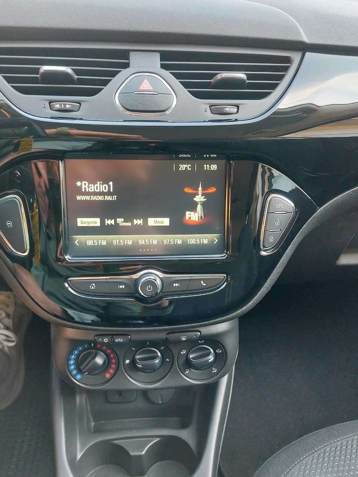 Opel Corsa 1.4 90CV GPL Tech 5 porte UNICO PROPRIETARIO
