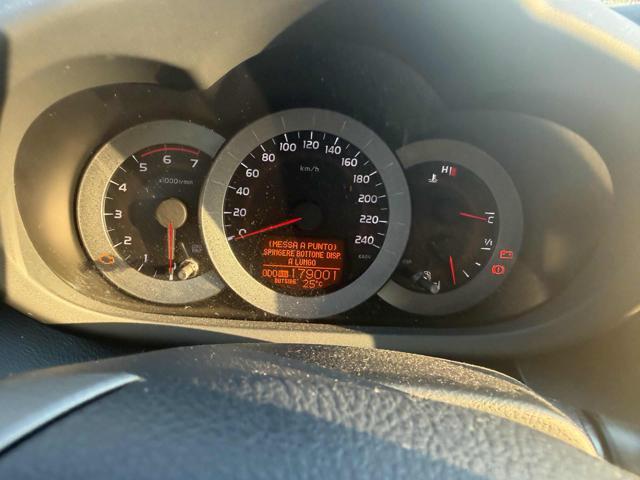 TOYOTA RAV 4 MY23 179,001km RAV4 2.2 D-4D 177 CV Luxury Bellissima