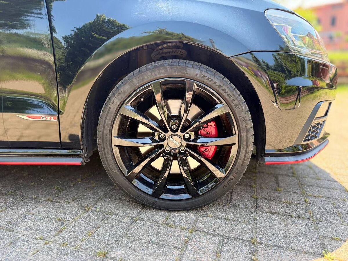 Volkswagen Polo 1.8 bm Gti 5p dsg