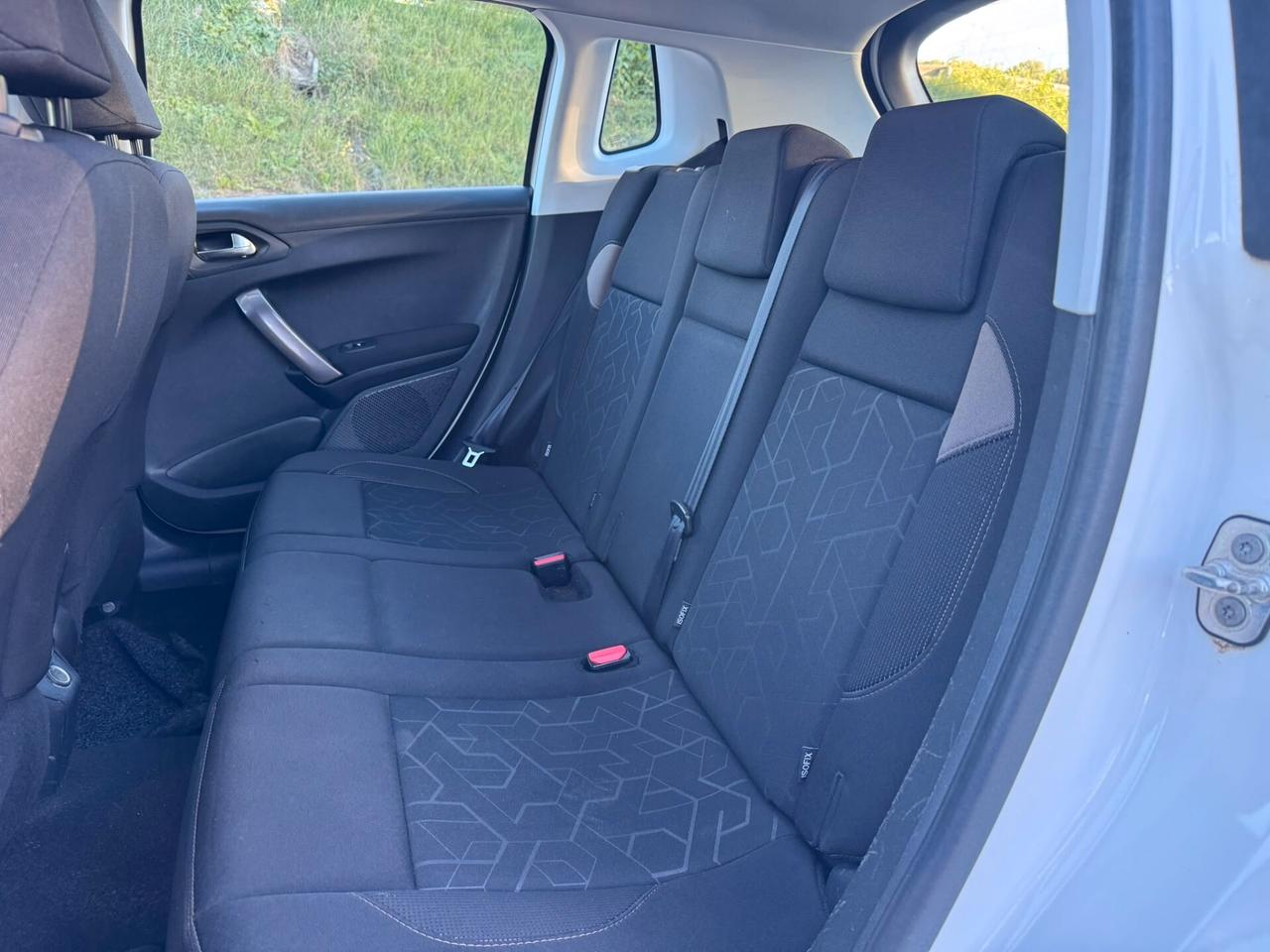 Peugeot 2008 BlueHDi 75 Active
