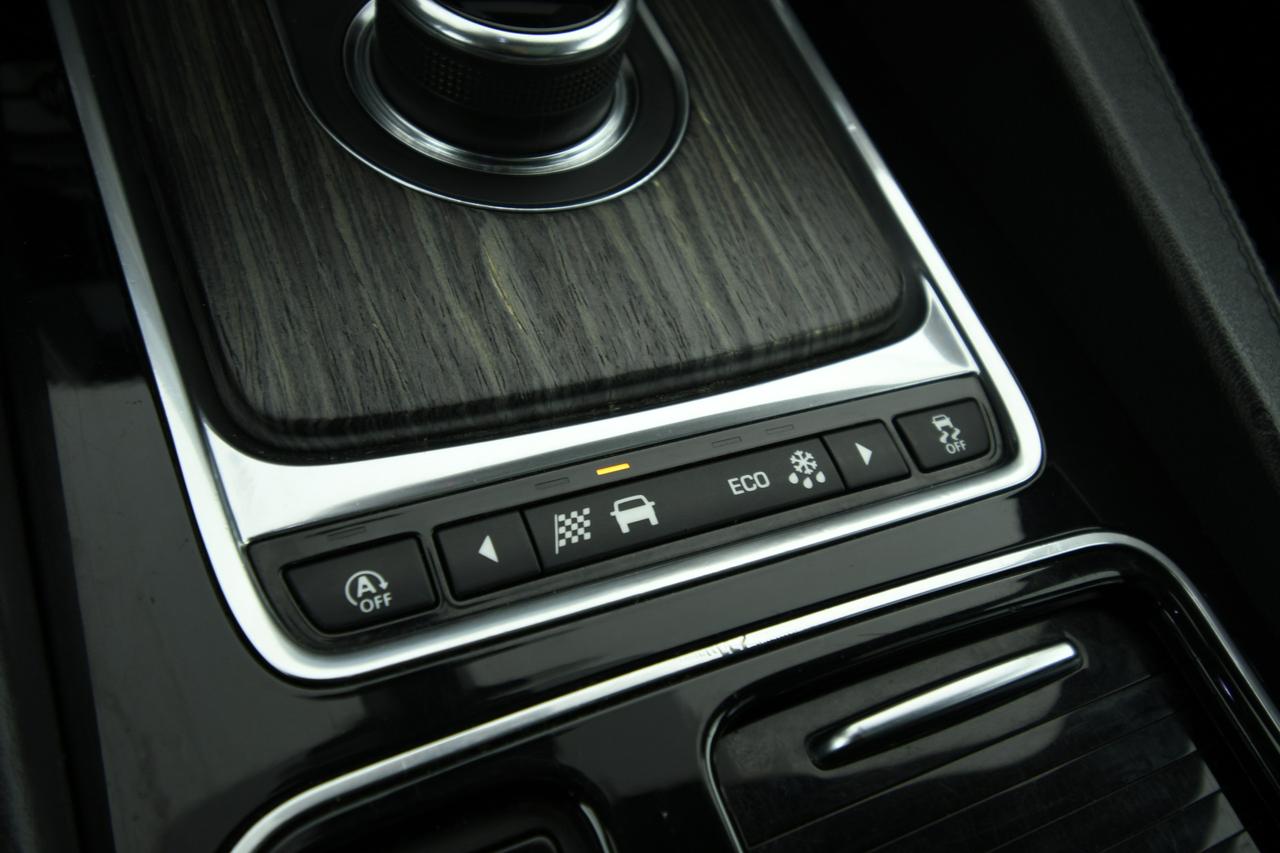 JAGUAR F-Pace 2.0d i4 Portfolio 180cv auto TETTO PANO+CAMERA+APP CONNECT