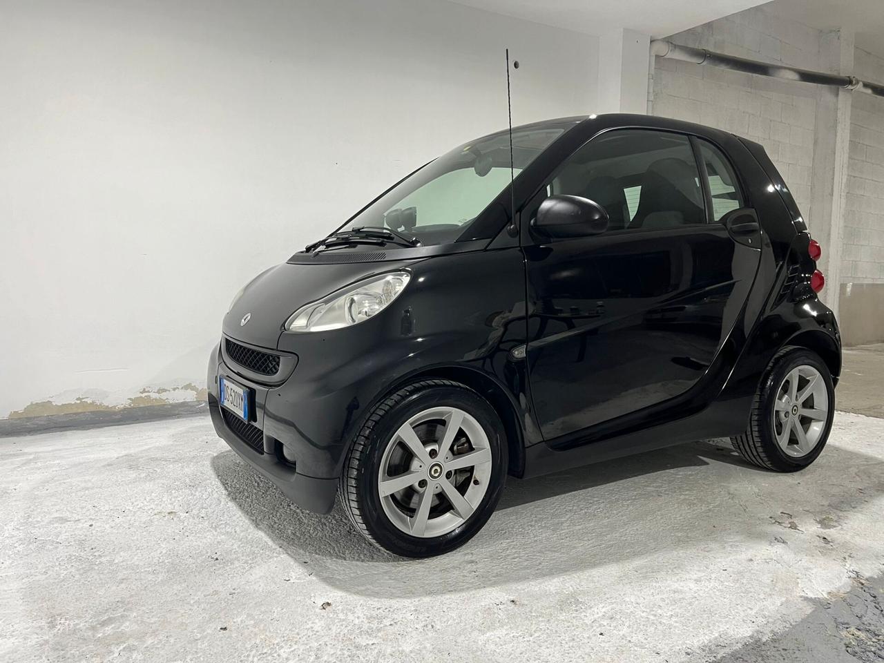 Smart ForTwo 1000 62 kW coupé pulse